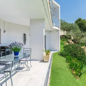 Des Oliviers Villa